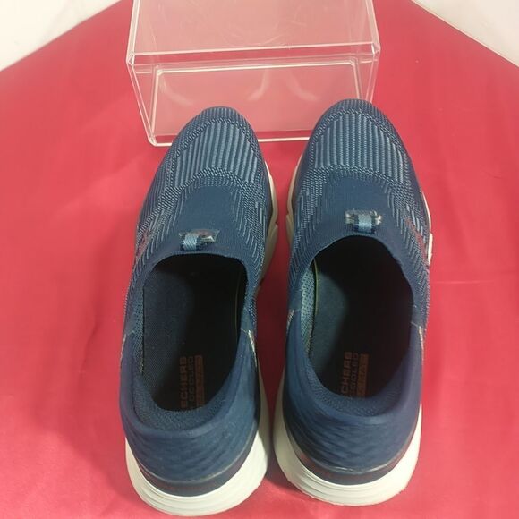 Skechers Max Cushioning Slip On Advantageous Mens 11 Navy Running Shoes. - Picture 6 of 9